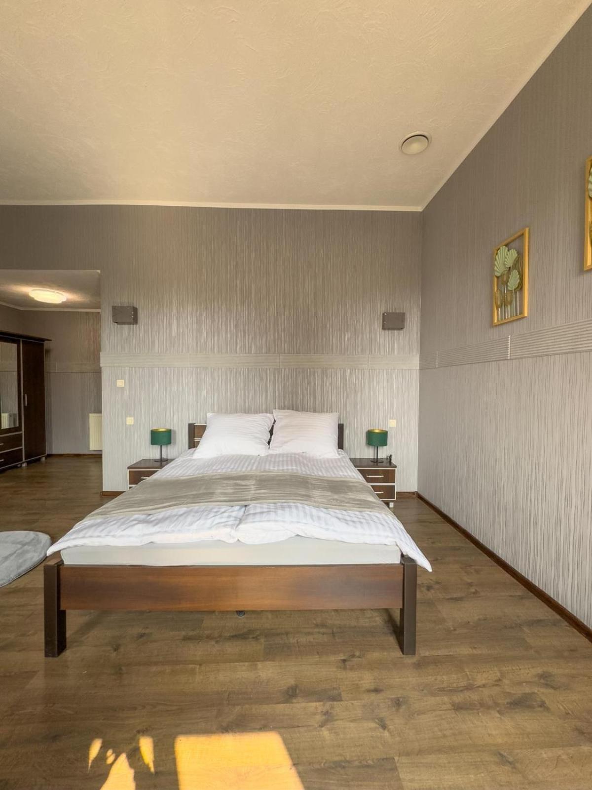 Hotel Kamienica Sulęcin Esterno foto