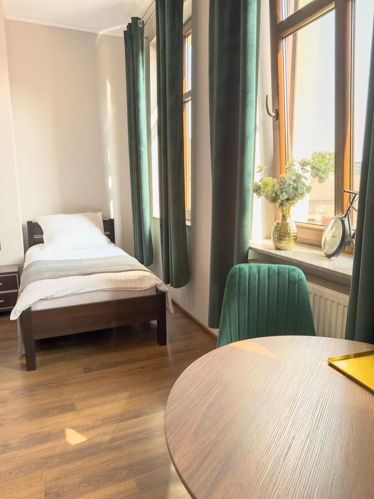 Hotel Kamienica Sulęcin Esterno foto